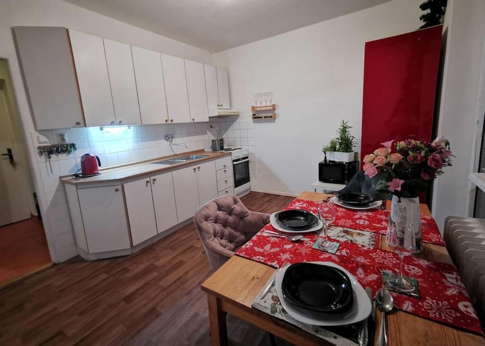 Apartament Cely Apartman Podlesi 54M2 S Dvema Balkony A S Novou Manzelskou Posteli, Zatim Neni Na Fotkach Brno Zewnętrze zdjęcie